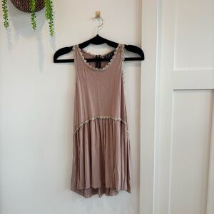 POL Womens Taupe  Babydoll Tank Top Cream Crochet Lace Detail Size Medium